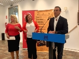 El presidente de la Diputación presenta la programación del Festival Castillo de Niebla, que se suma al 525 Aniversario con la actuación de la Compañía Nacional de Teatro de México